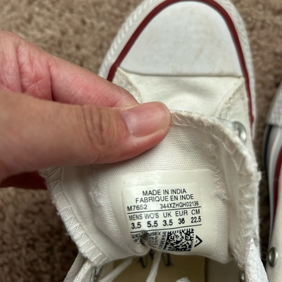 Chuck Taylor All Star Canvas - Picture 2 of 7